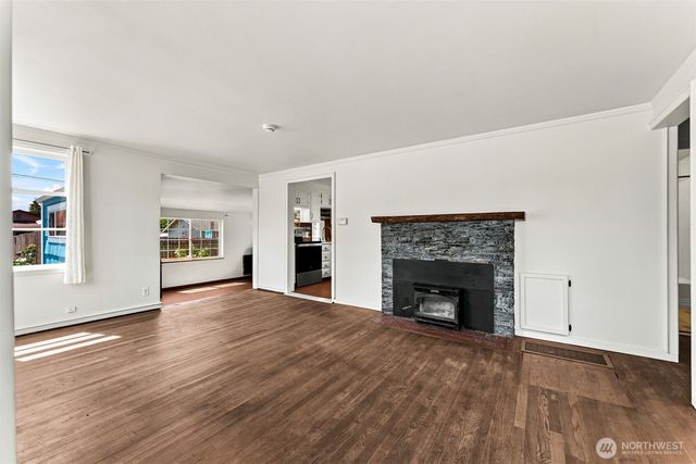 17053 35th Avenue S, Seatac, WA 98188