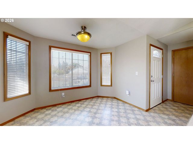 8315 Ne 156TH Ave, Vancouver, WA 98682