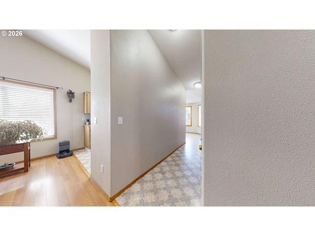 8315 Ne 156TH Ave, Vancouver, WA 98682