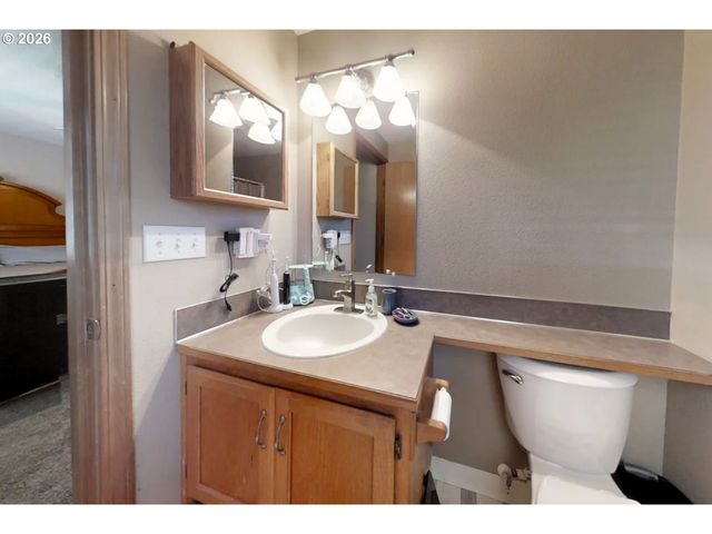 8315 Ne 156TH Ave, Vancouver, WA 98682