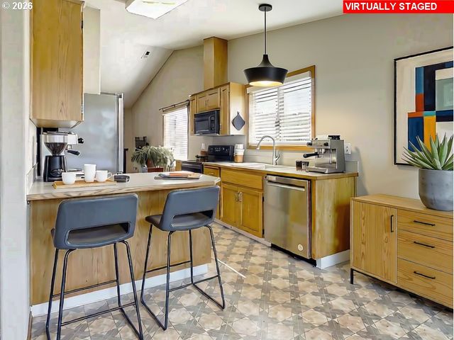 8315 Ne 156TH Ave, Vancouver, WA 98682