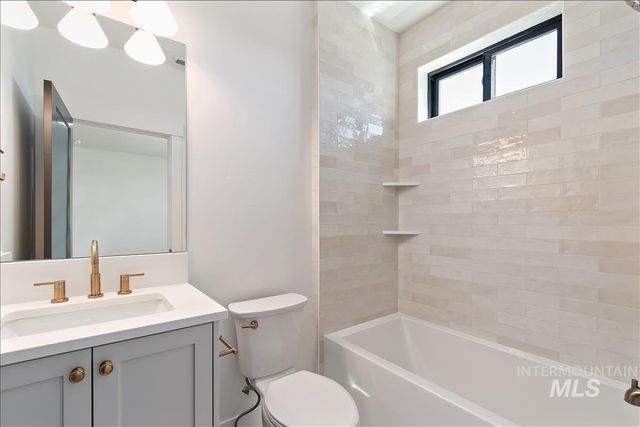 3506 N Templeton Way, Eagle, ID 83616