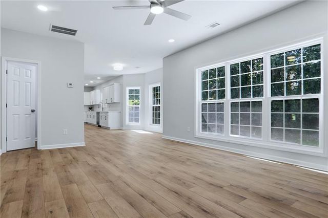 424 Payton Court, Stockbridge, GA 30281