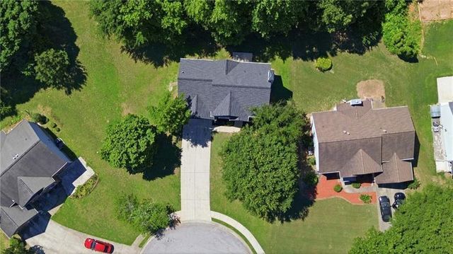 424 Payton Court, Stockbridge, GA 30281