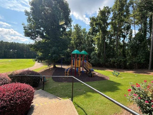 424 Payton Court, Stockbridge, GA 30281