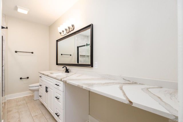 1855 A &B Robins, Conway, AR 72034