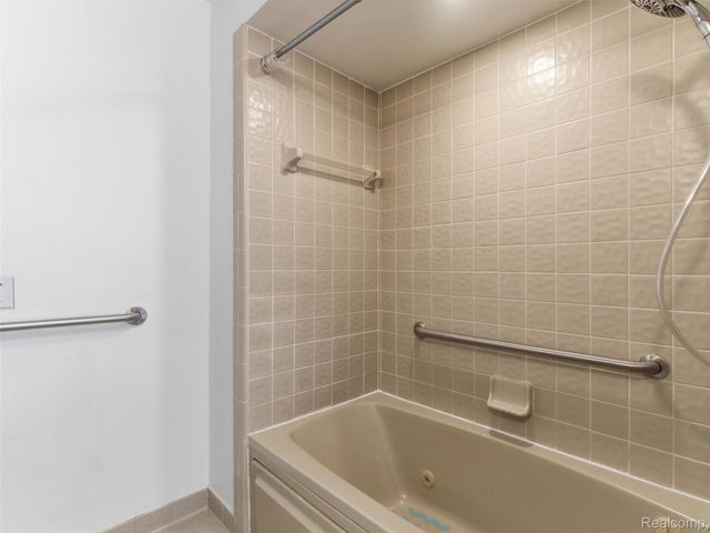 6605 Firestone Court, West Bloomfield Charter Township, MI 48322