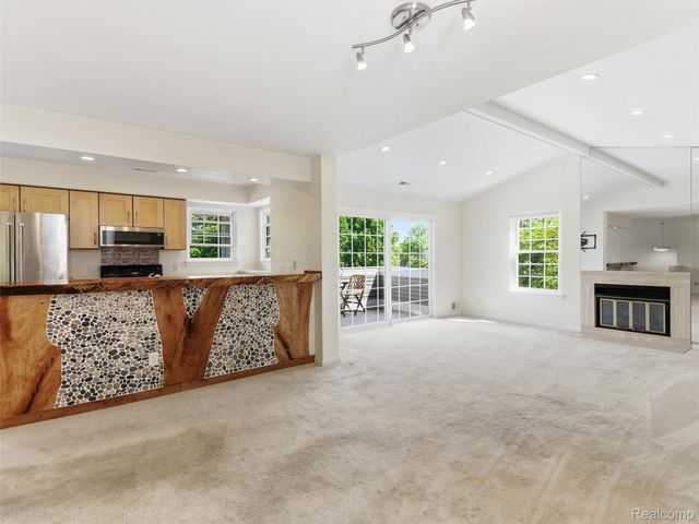 6605 Firestone Court, West Bloomfield Charter Township, MI 48322