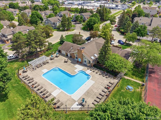 6605 Firestone Court, West Bloomfield Charter Township, MI 48322