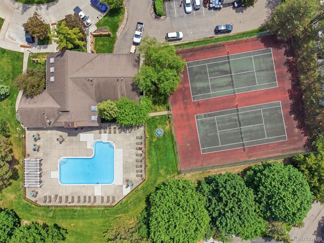 6605 Firestone Court, West Bloomfield Charter Township, MI 48322