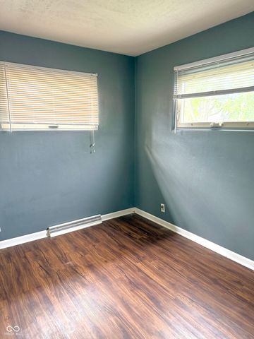 1916 W White River Boulevard, Muncie, IN 47303
