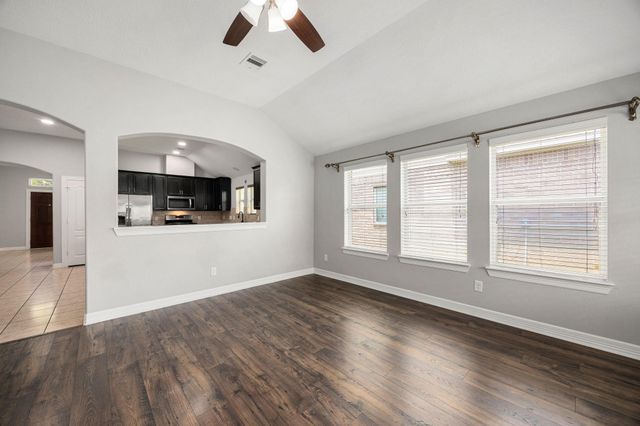 11010 Starling Creek Drive, Richmond, TX 77406