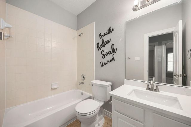11010 Starling Creek Drive, Richmond, TX 77406