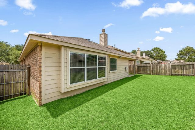 11010 Starling Creek Drive, Richmond, TX 77406