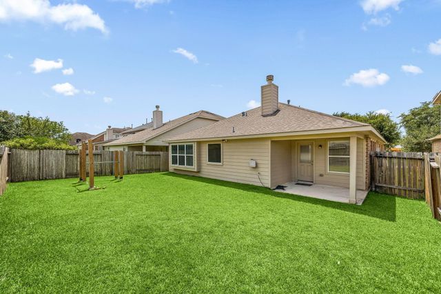 11010 Starling Creek Drive, Richmond, TX 77406