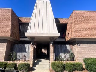 5155 Wayneland Drive, G1, Jackson, MS 39211
