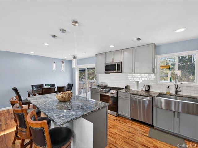 3 Ben Lomond Drive, Middletown, NY 10941