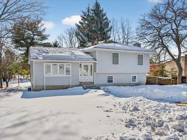 3 Ben Lomond Drive, Middletown, NY 10941