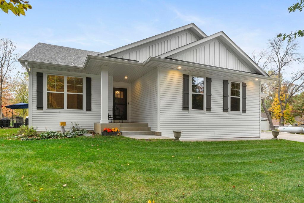 3415 Ten Oaks Street S, Cambridge, MN 55008 — exterior