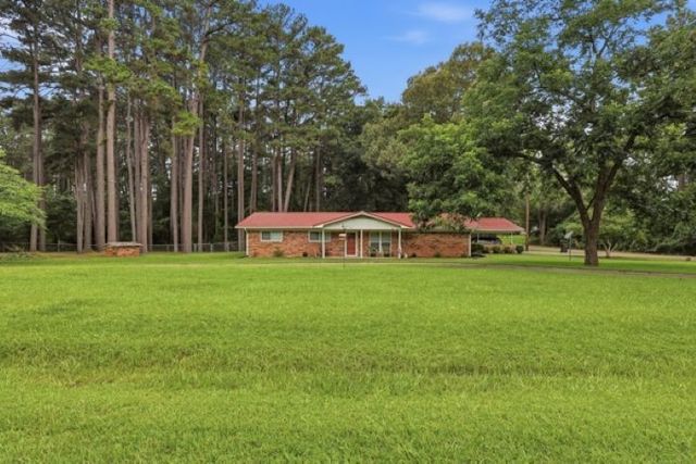 100 County Road 1123, Daingerfield, TX 75638