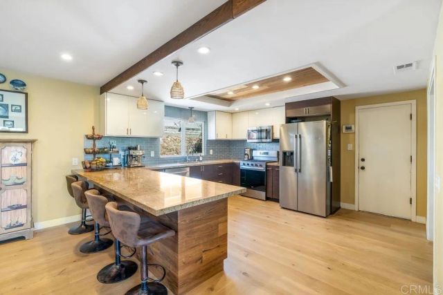 831 Cypress Drive 1, Vista, CA 92084