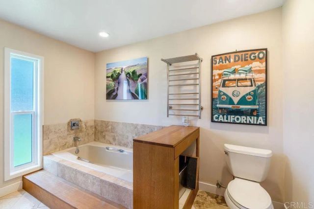 831 Cypress Drive 1, Vista, CA 92084