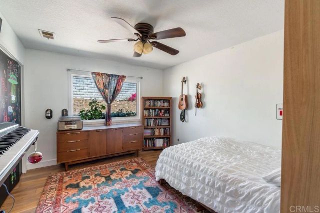 831 Cypress Drive 1, Vista, CA 92084