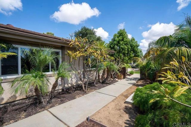 831 Cypress Drive 1, Vista, CA 92084