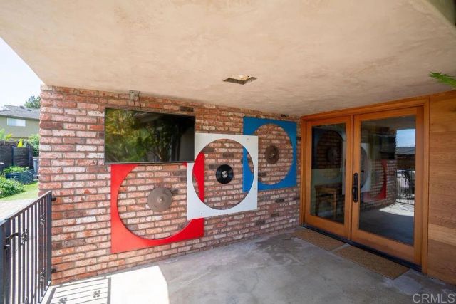 831 Cypress Drive 1, Vista, CA 92084