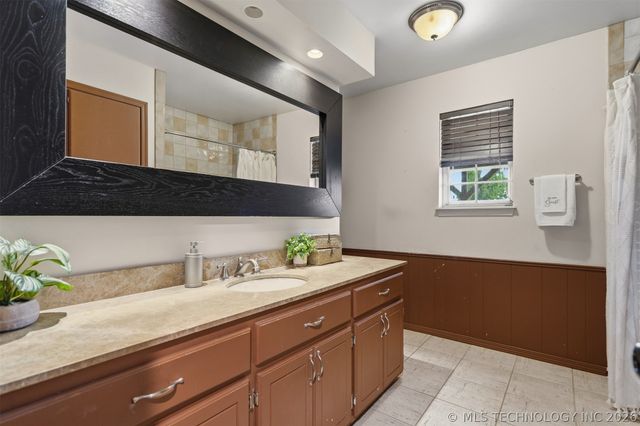 1200 Holly, Ardmore, OK 73401