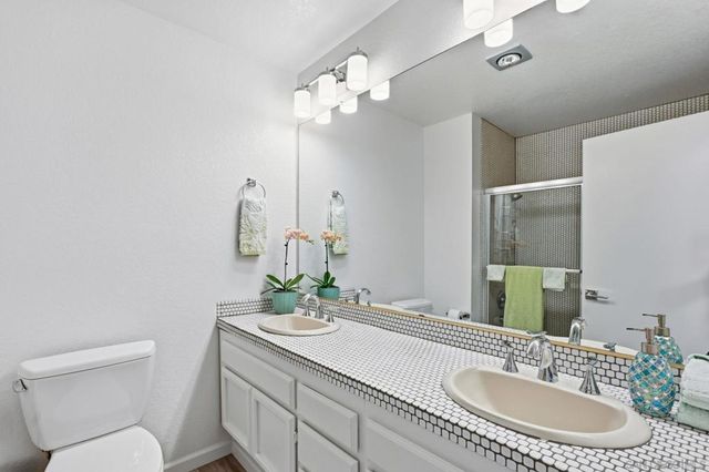 3626 Lorimer Ln, Encinitas, CA 92024