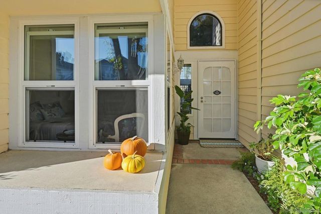 3626 Lorimer Ln, Encinitas, CA 92024