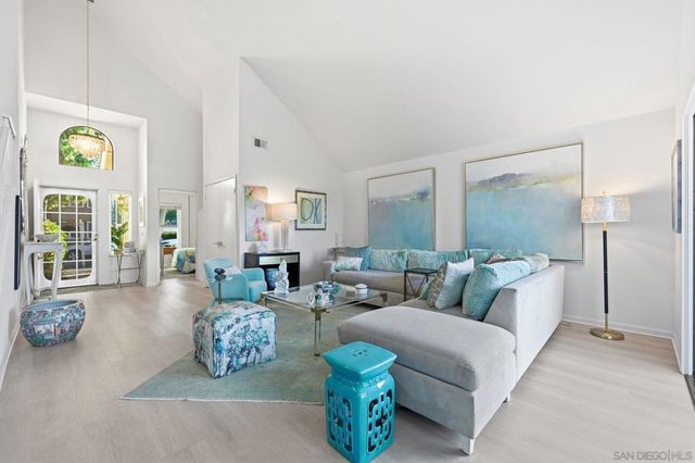 3626 Lorimer Ln, Encinitas, CA 92024