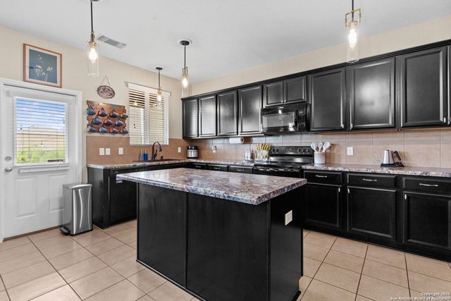 11926 Silent Canyon, San Antonio, TX 78254