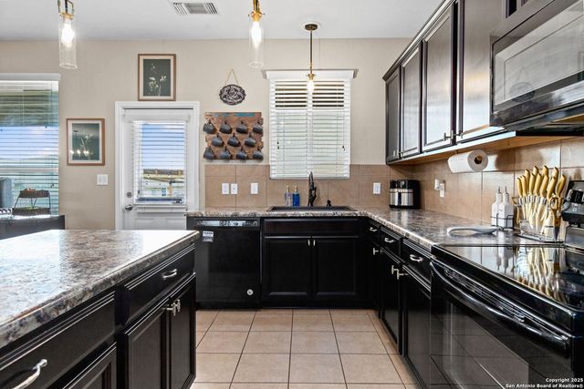 11926 Silent Canyon, San Antonio, TX 78254