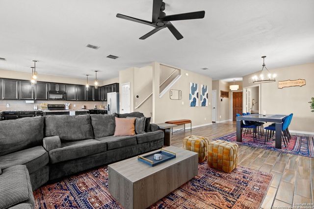 11926 Silent Canyon, San Antonio, TX 78254