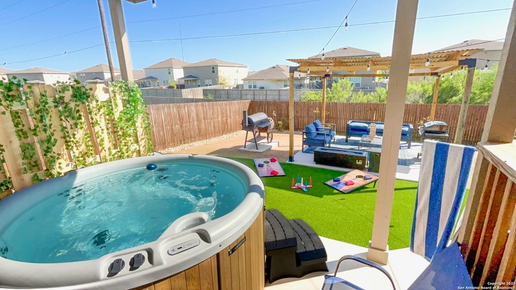 11926 Silent Canyon, San Antonio, TX 78254