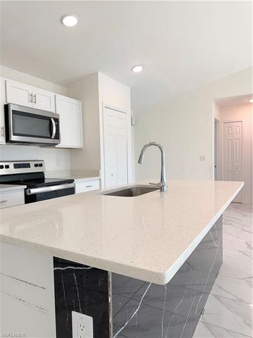 224 NE 24th TER, Cape Coral, FL 33909