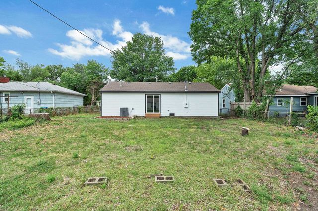 2624 N Green, Wichita, KS 67219