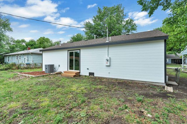 2624 N Green, Wichita, KS 67219