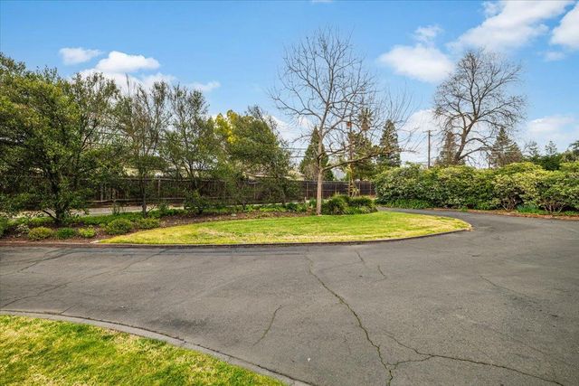 3710 Orchard Ln, Sacramento, CA 95821