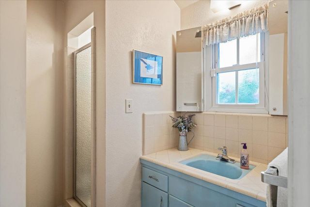 3710 Orchard Ln, Sacramento, CA 95821