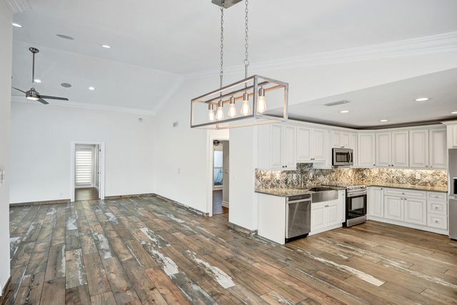 21760 Contado Road, Boca Raton, FL 33433