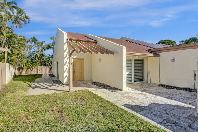 21760 Contado Road, Boca Raton, FL 33433
