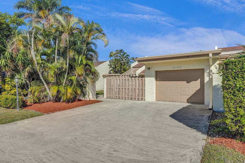 21760 Contado Road, Boca Raton, FL 33433