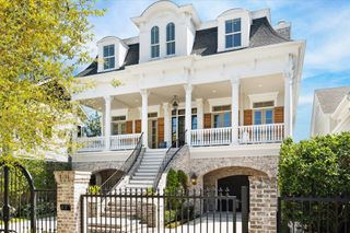 2222 Oxford Street, Houston, TX 77008