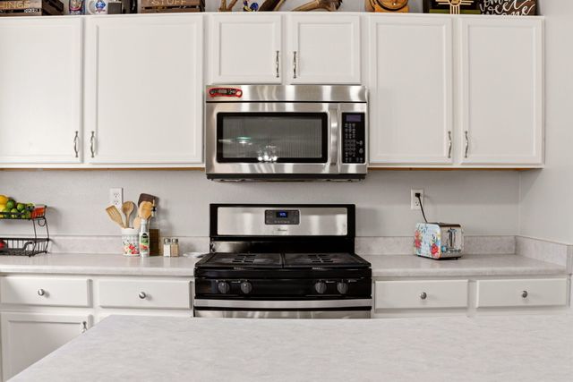 7324 Tolleson Avenue NW, Albuquerque, NM 87114