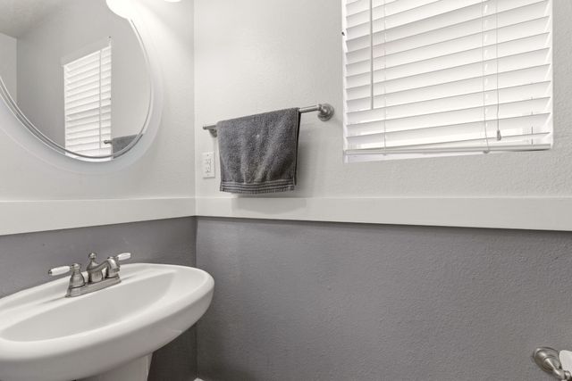 7324 Tolleson Avenue NW, Albuquerque, NM 87114