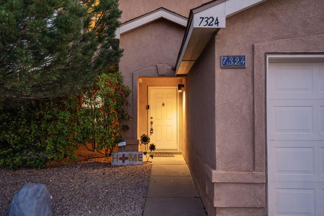 7324 Tolleson Avenue NW, Albuquerque, NM 87114