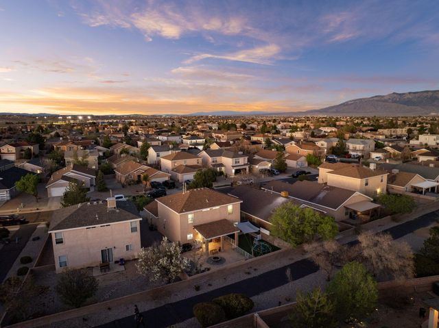 7324 Tolleson Avenue NW, Albuquerque, NM 87114